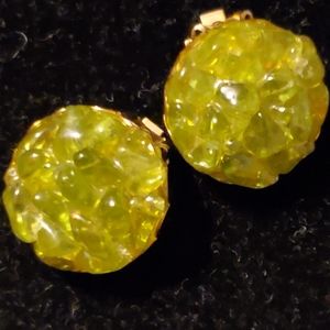 Vintage lime green button style clip on earrings goldtone metal